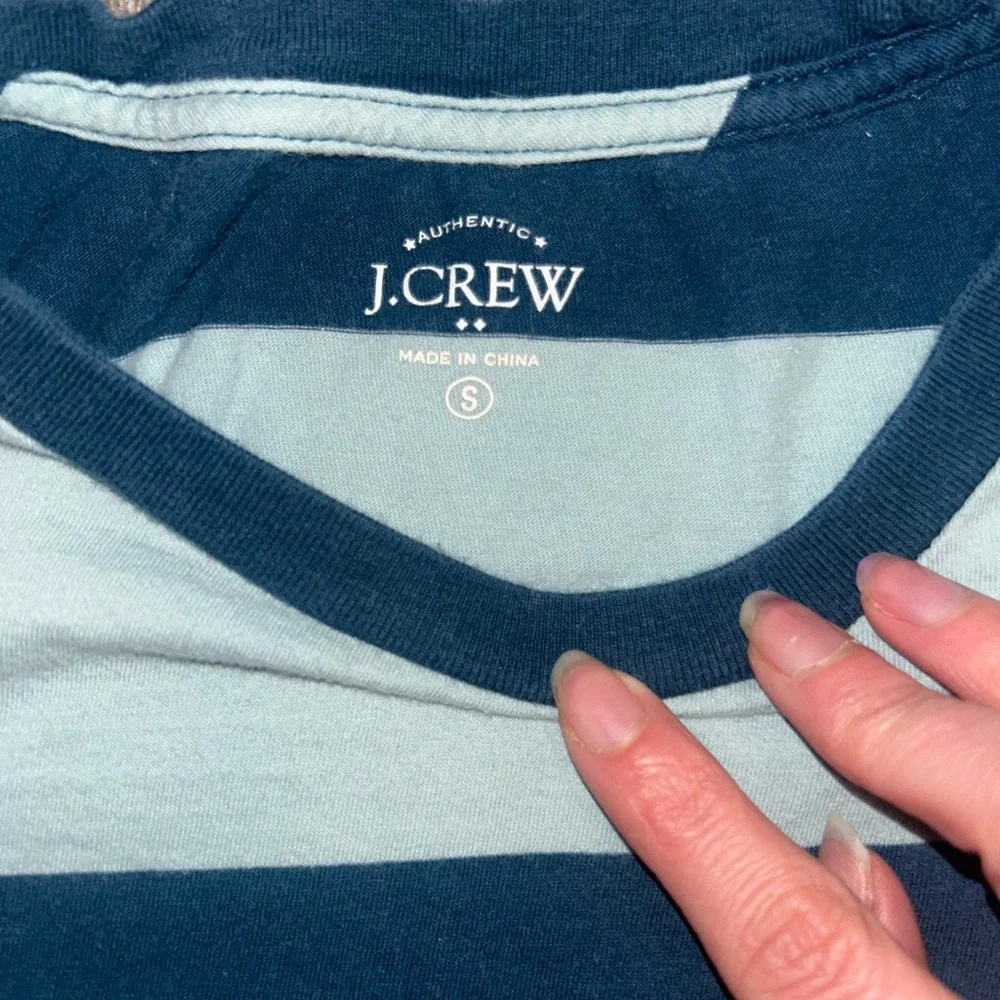 J.Crew Men’s Navy & Light Blue Stripe Short Sleeve Tee – Size S